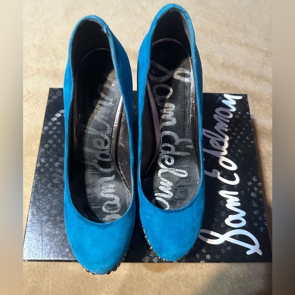 Teal suede high heels be - Picture 5 of 6